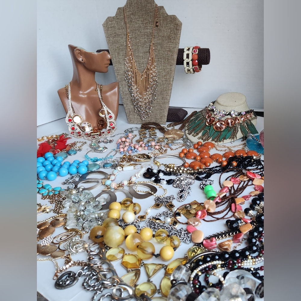 5.11 Pound /55pc CountedVintage-MOSTLY ModernCostume Jewelry Lot VERRY Nice